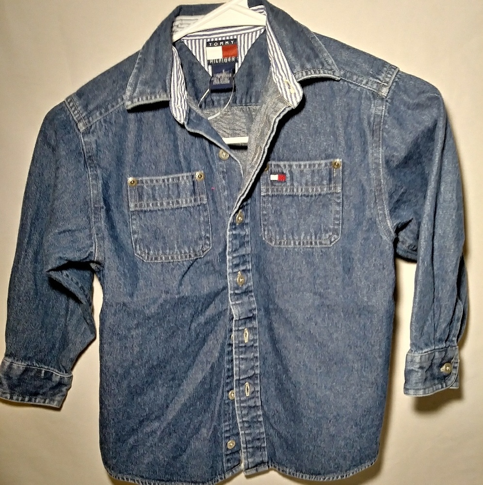 Tommy Hilfiger!! Kids jean botton down!!!